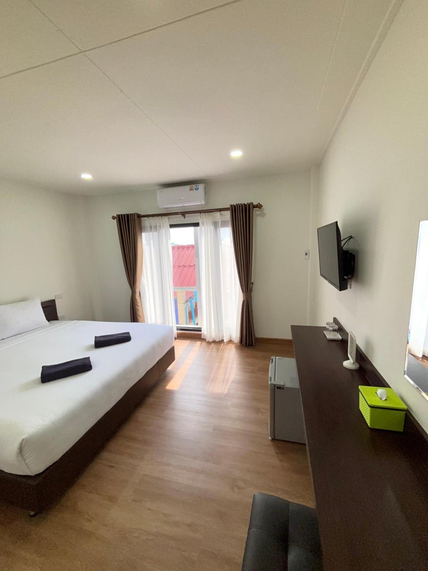 Bordin Hotel ウボンラチャタニ エクステリア 写真